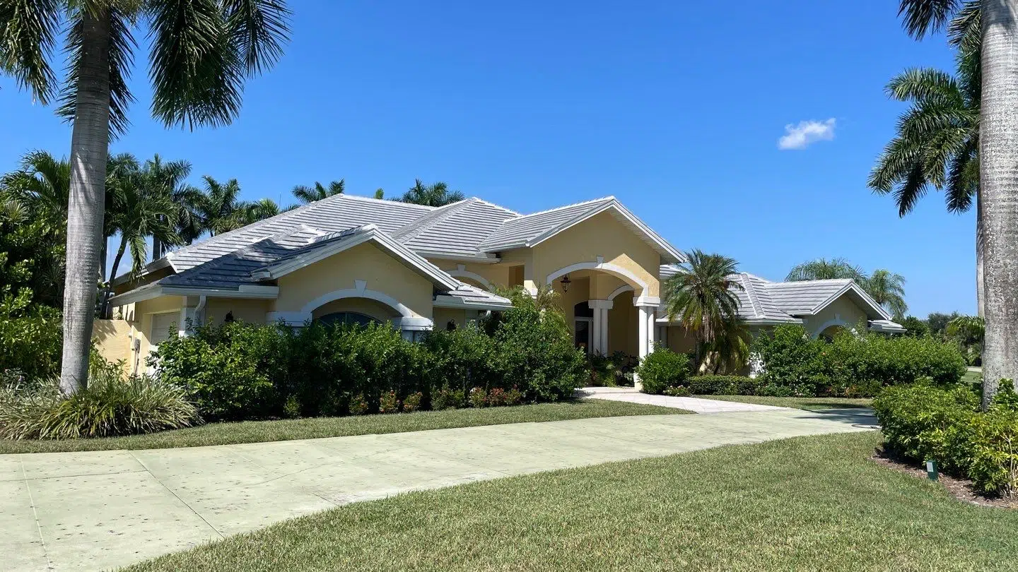 Professional Residential Roofing Contractor In North Fort Myers FL